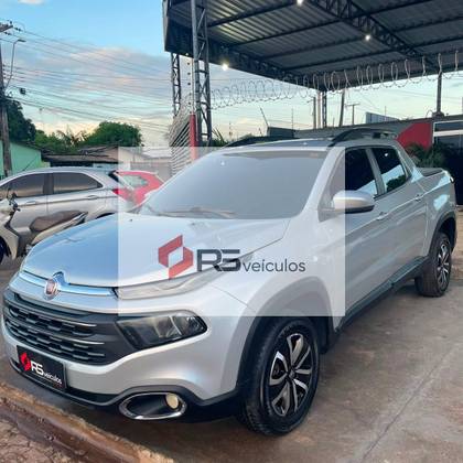 FIAT TORO 1.8 16V EVO FLEX FREEDOM AT6 FIAT TORO 1.8 16V EVO FLEX FREEDOM AT6
